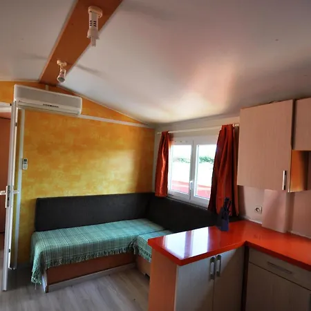 Holiday home Bungalow De Lujo Con Jacuzzi Y Piscina Privada - Cerca De La Playa En - Es-180-98 Conil De La Frontera