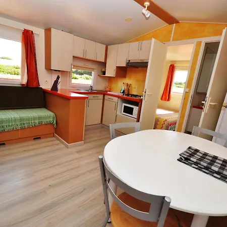 Bungalow De Lujo Con Jacuzzi Y Piscina Privada - Cerca De La Playa En - Es-180-98 Conil De La Frontera